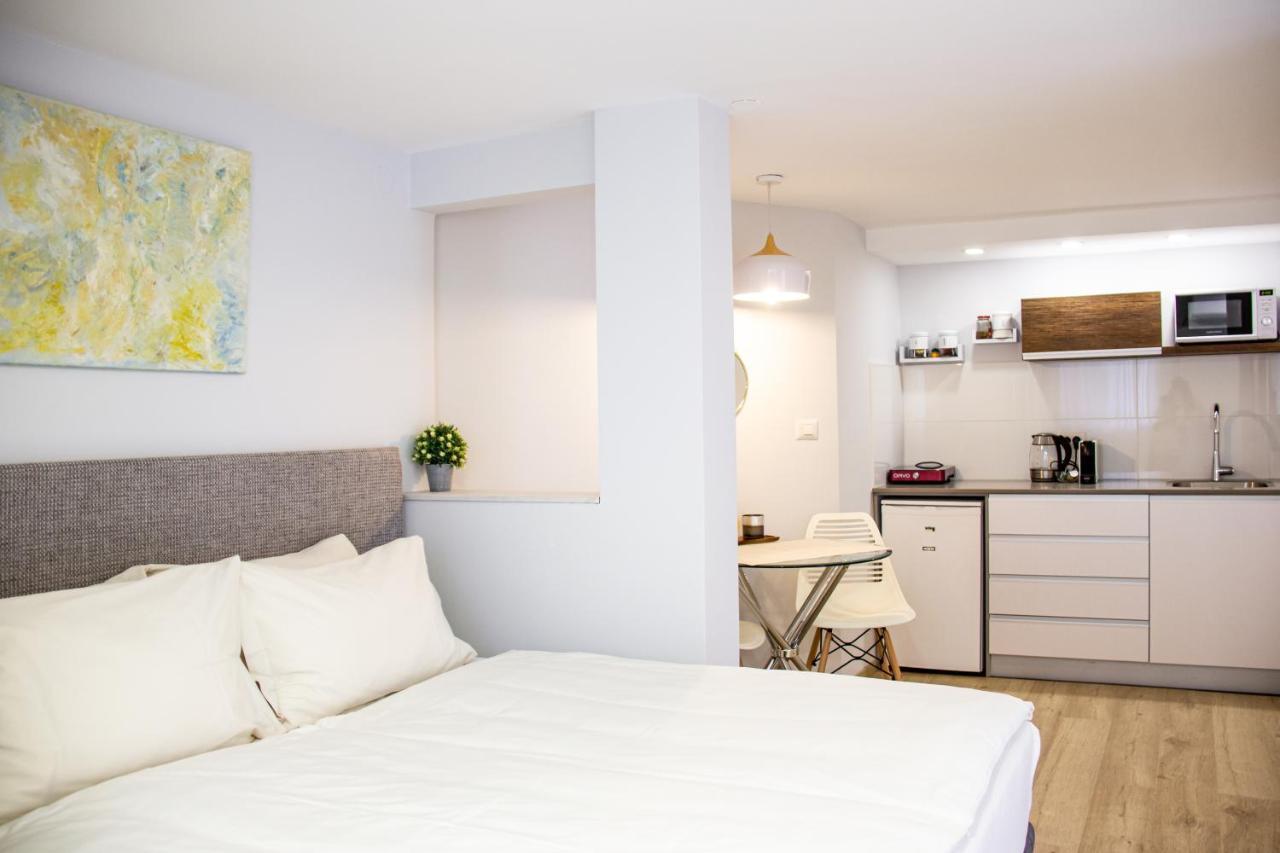 Stacey'S Stylish Studio Eilat Bagian luar foto