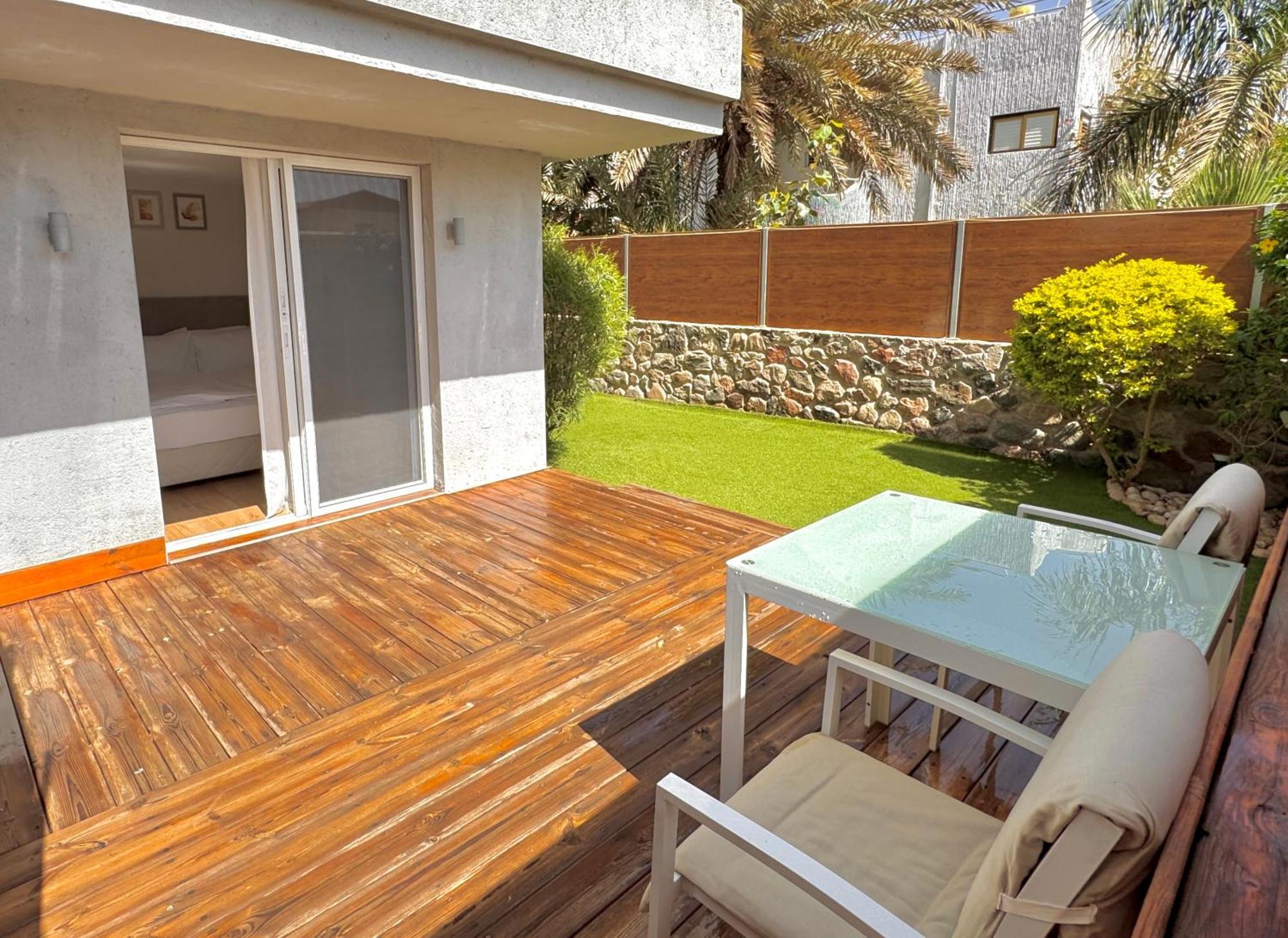 Stacey'S Stylish Studio Eilat Bagian luar foto
